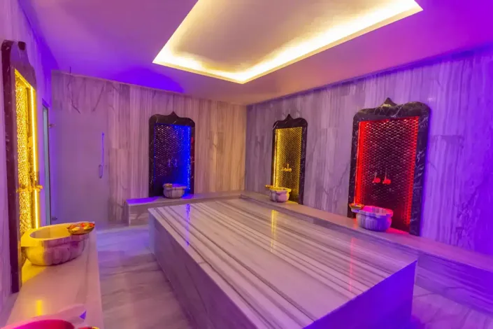 Image No.8-4 Bed Property for sale