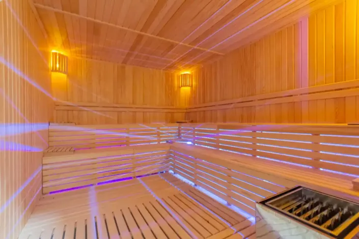 Image No.9-4 Bed Property for sale