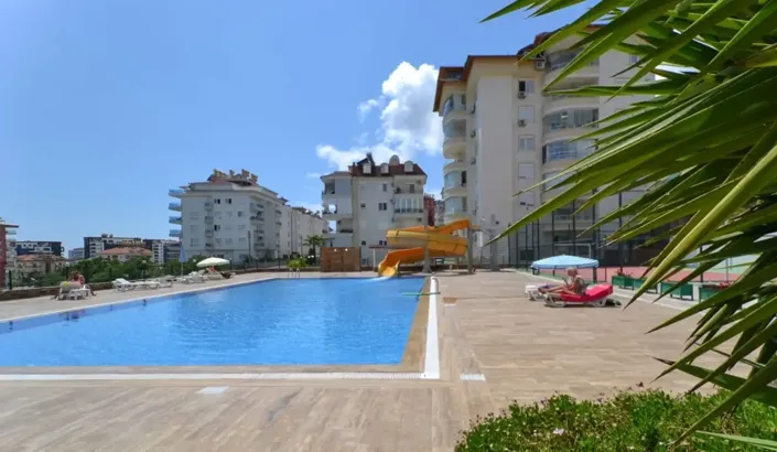 Image No.10-3 Bed Property for sale