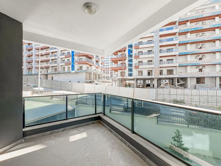 Image No.3-5 Bed Property for sale