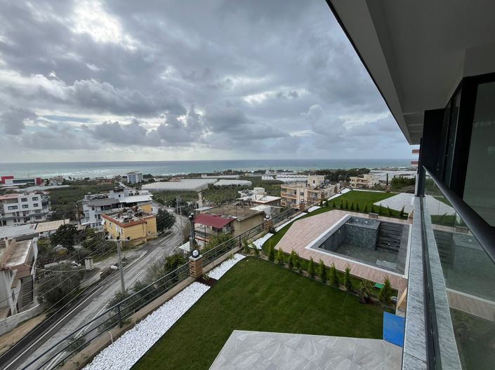 Image No.3-Propriété de 5 chambres à vendre à Alanya