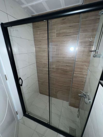 Image No.8-4 Bed Property for sale