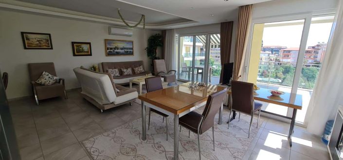 Image No.7-5 Bed Property for sale