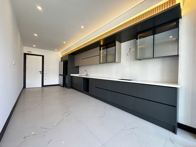 Image No.3-4 Bed Property for sale