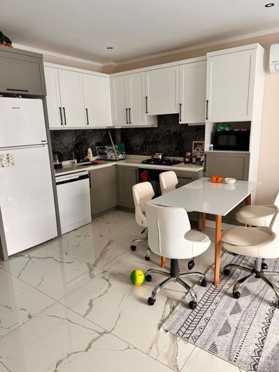 Image No.9-4 Bed Property for sale