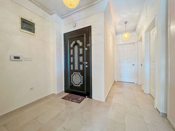 Image No.2-3 Bed Property for sale