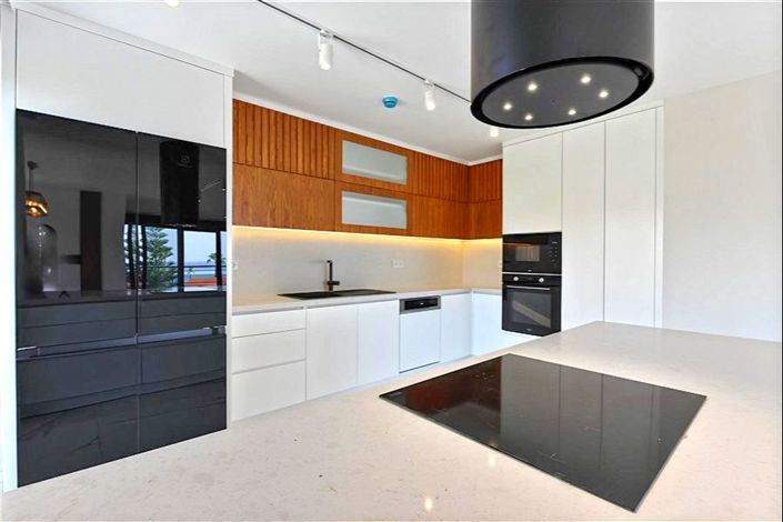 Image No.3-2 Bed Property for sale