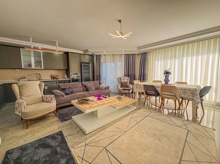 Image No.3-4 Bed Property for sale