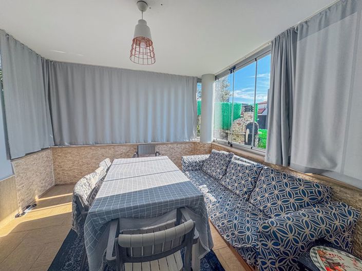 Image No.8-4 Bed Property for sale