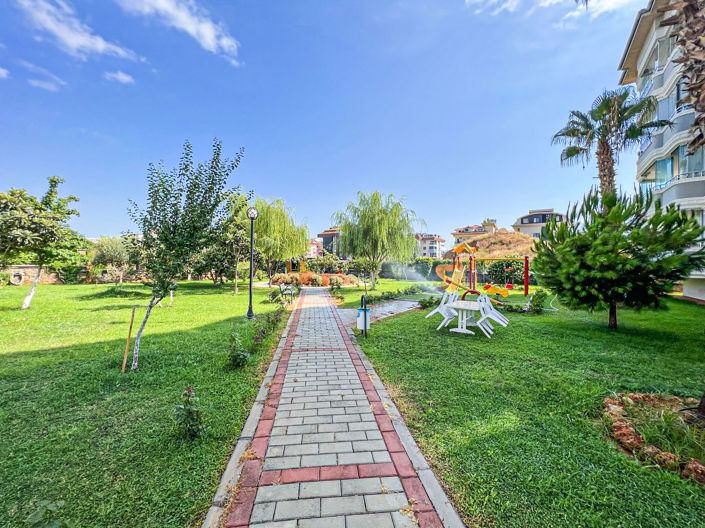 Image No.8-3 Bed Property for sale