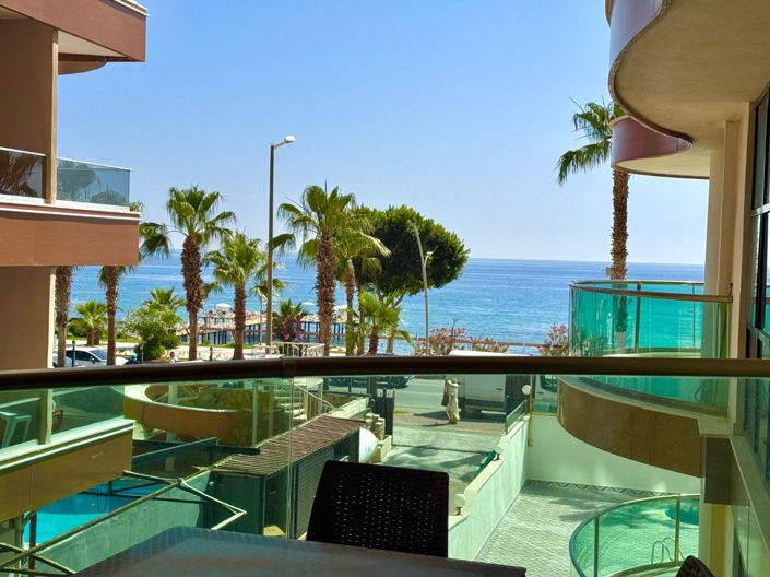 Image No.3-3 Bed Property for sale