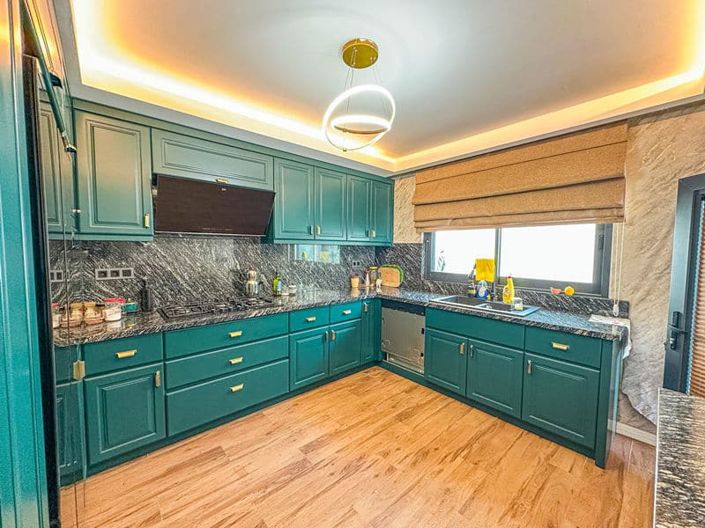 Image No.5-3 Bed Property for sale