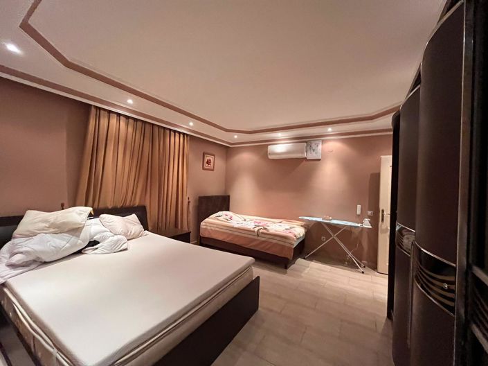 Image No.9-4 Bed Property for sale