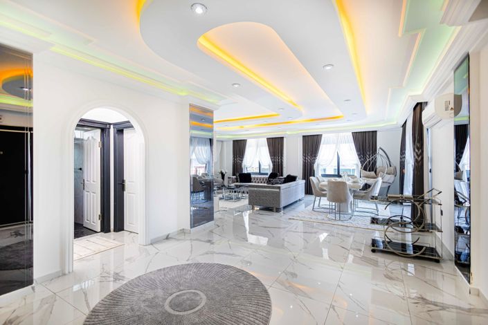 Image No.11-4 Bed Property for sale