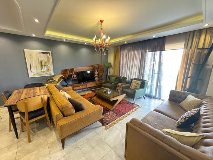 Image No.10-2 Bed Property for sale