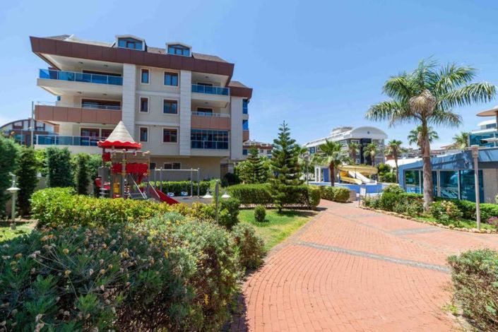 Image No.2-4 Bed Property for sale