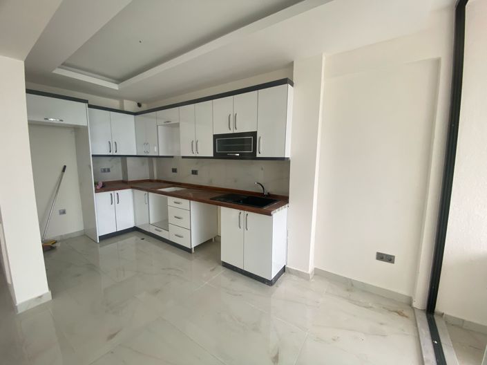 Image No.6-3 Bed Property for sale