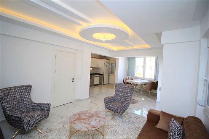 Image No.7-4 Bed Property for sale