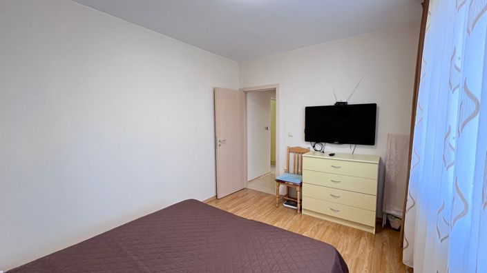 Image No.8-1 Bed Property for sale