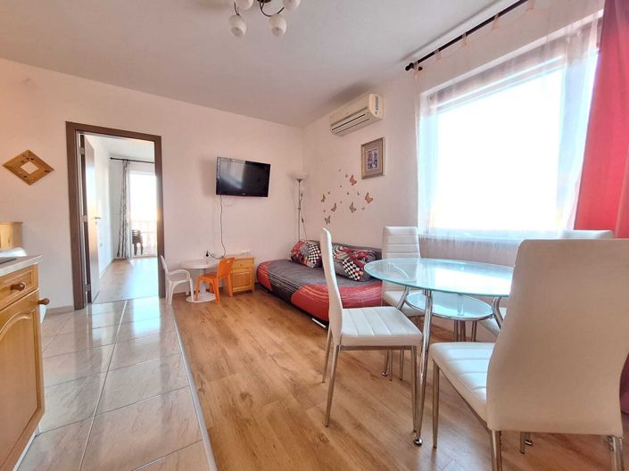 Image No.8-1 Bed Property for sale