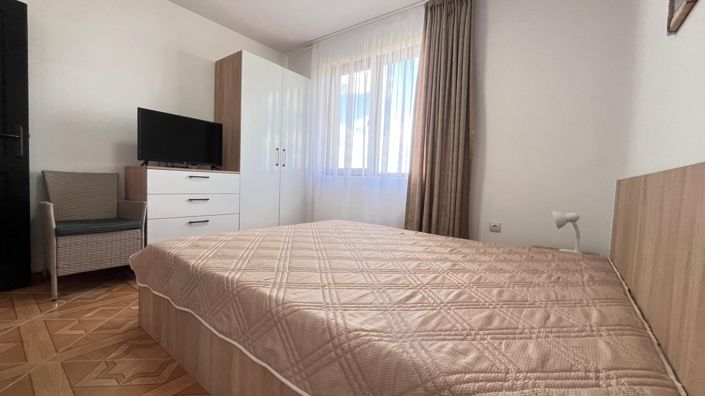 Image No.6-2 Bed Property for sale