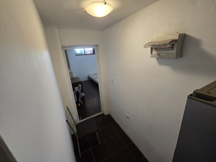 Image No.4-1 Bed Property for sale