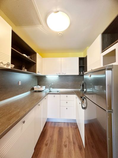 Image No.8-2 Bed Property for sale