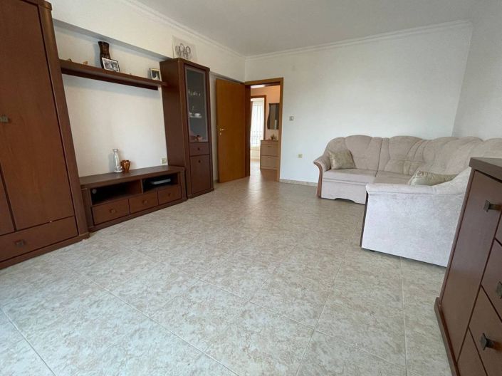 Image No.2-2 Bed Property for sale