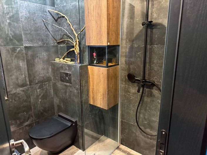 Image No.9-3 Bed Property for sale