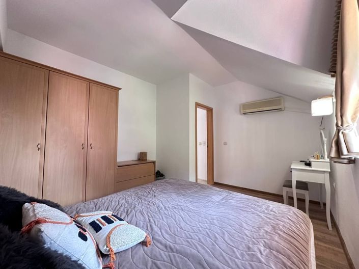 Image No.2-2 Bed Property for sale