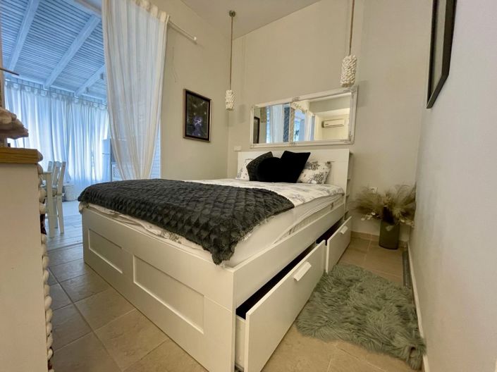 Image No.6-3 Bed Property for sale