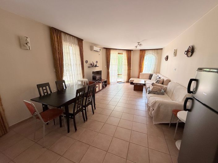 Image No.5-2 Bed Property for sale