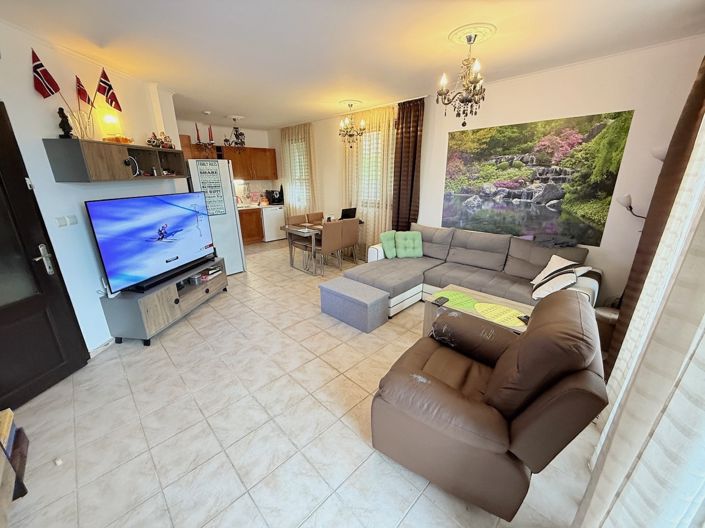 Image No.3-2 Bed Property for sale