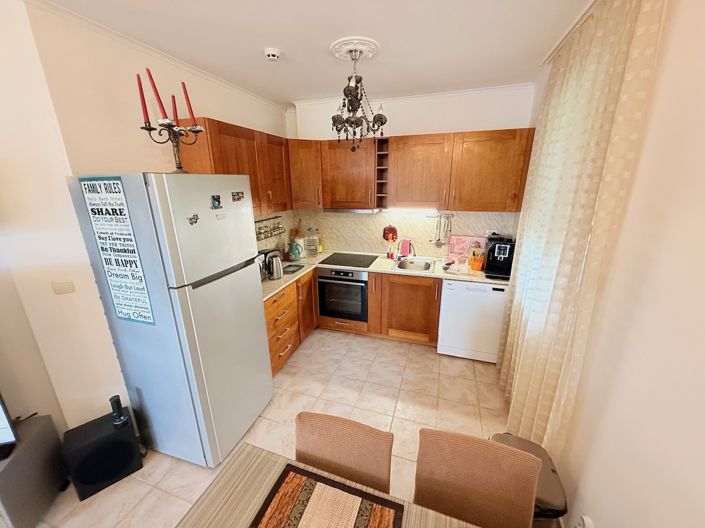 Image No.4-2 Bed Property for sale