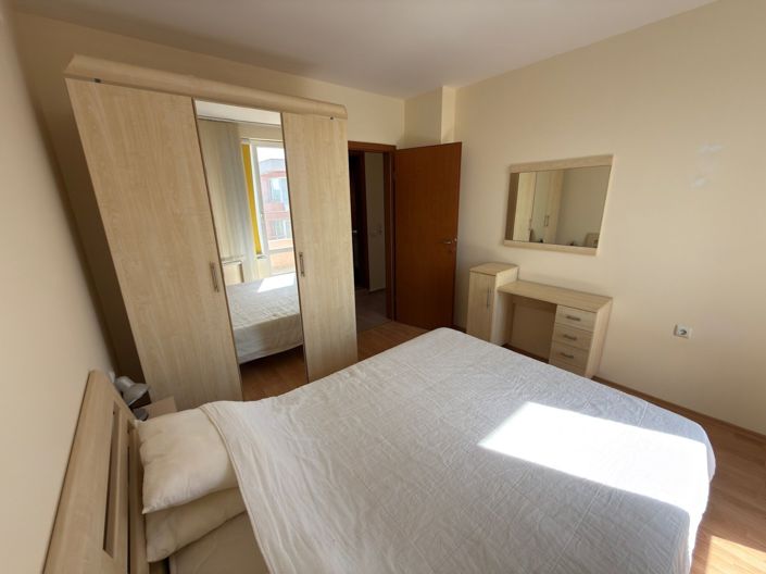 Image No.2-Propriété de 2 chambres à vendre à Sunny Beach