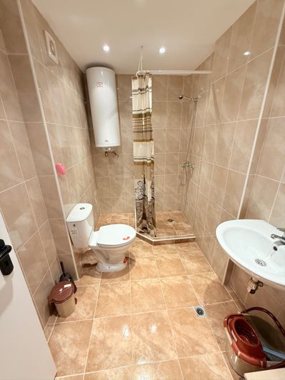 Image No.7-1 Bed Property for sale