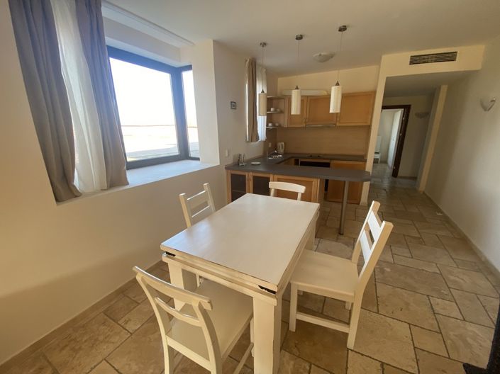 Image No.2-1 Bed Property for sale