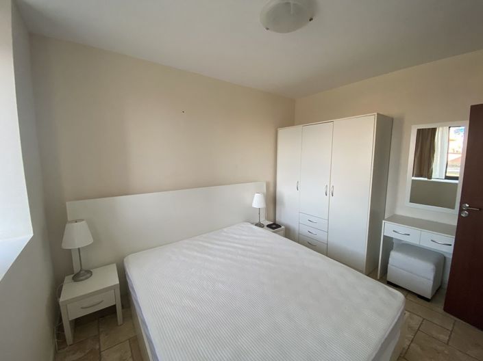 Image No.6-1 Bed Property for sale