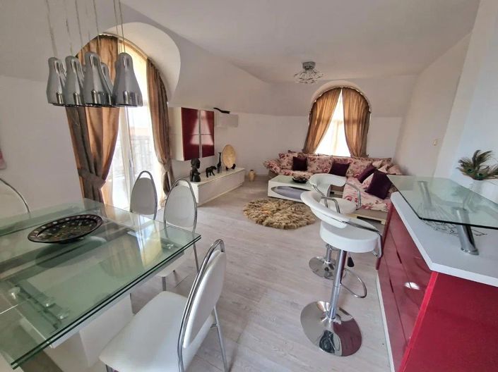 Image No.2-Propriété de 7 chambres à vendre à Nesebar