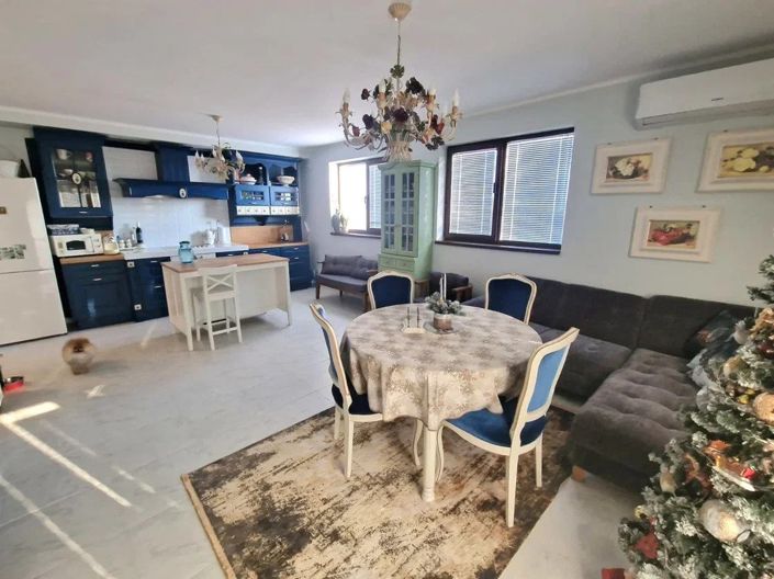 Image No.2-Propriété de 3 chambres à vendre à Nesebar