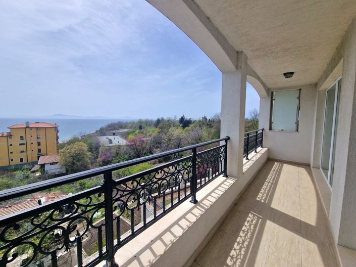 Image No.6-1 Bed Property for sale