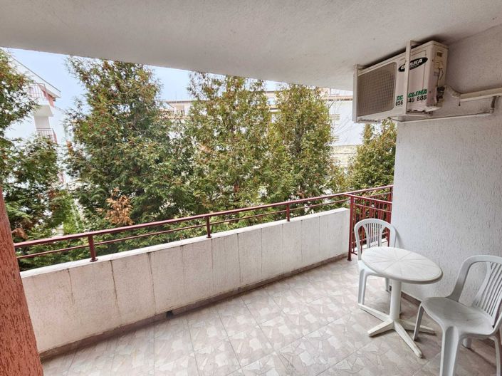 Image No.8-1 Bed Property for sale