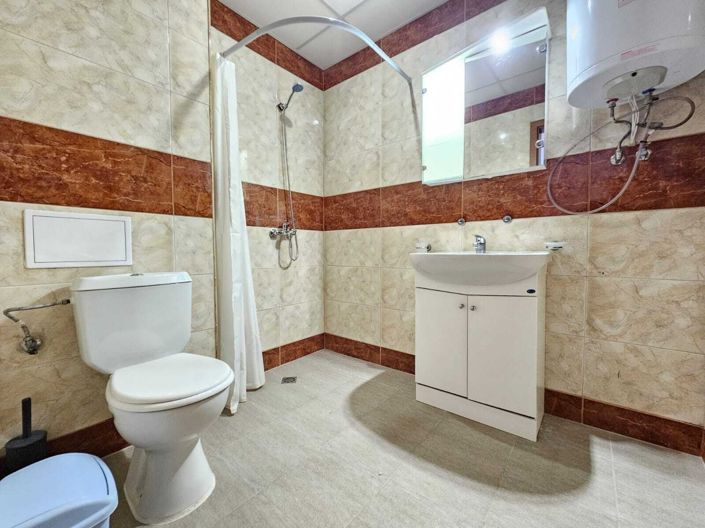 Image No.9-1 Bed Property for sale