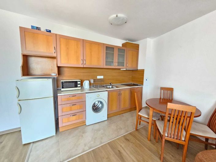 Image No.10-2 Bed Property for sale