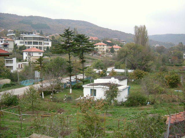 Image No.8-4 Bed Property for sale