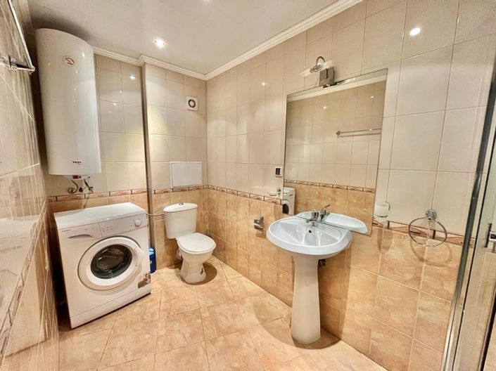 Image No.7-1 Bed Property for sale