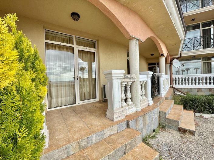 Image No.8-1 Bed Property for sale