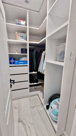 Image No.8-2 Bed Property for sale