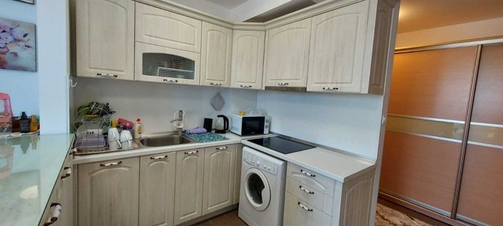 Image No.9-2 Bed Property for sale