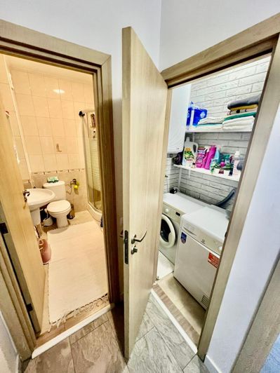 Image No.6-2 Bed Property for sale